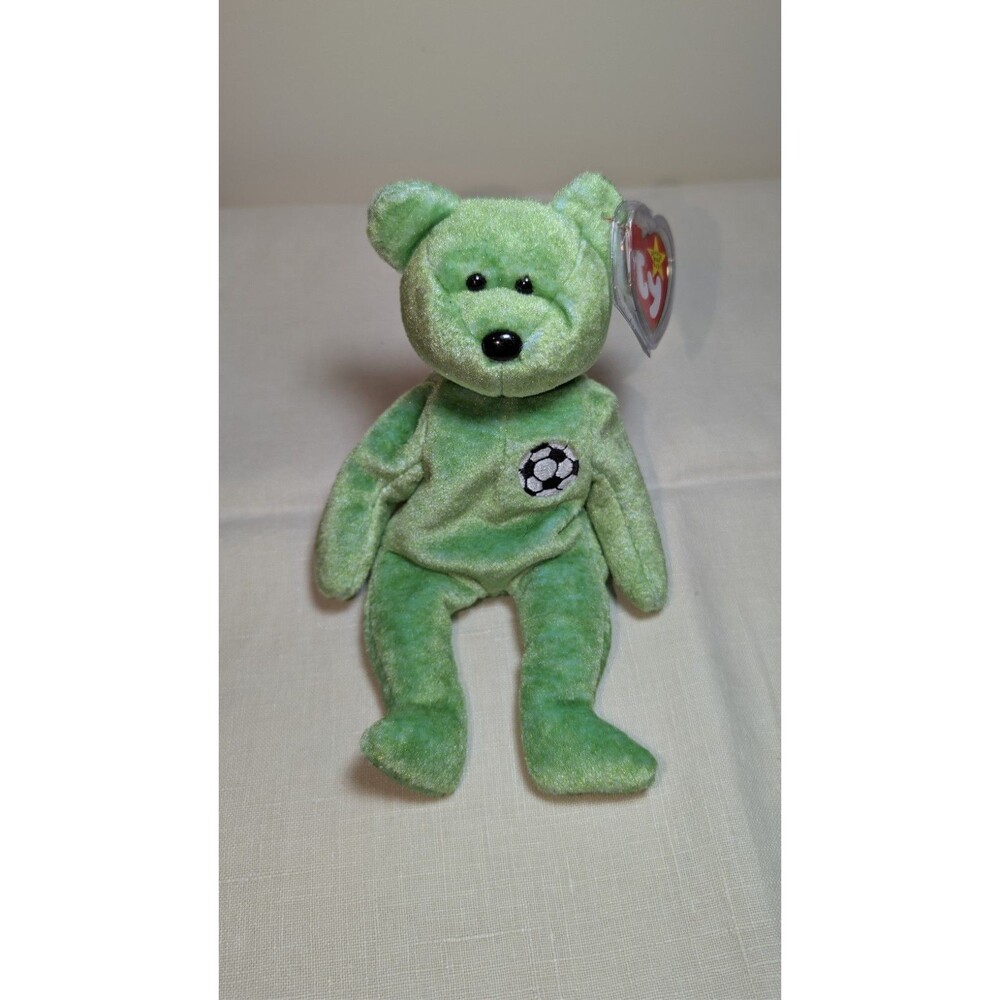 RARE!!! Ty Beanie Baby - 1998 Kicks -The Soccer Bear -with Case Tag Errors 98/99